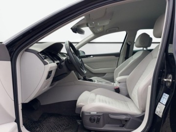 Volkswagen Passat B8 Limousine Facelifting 2.0 TSI 190KM 2020 Volkswagen Passat Elegance DSG, Ambiente, Asystenci, Kamera, Keyless FV23, zdjęcie 9