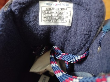 Утепленные зимние ботинки TOMMY HILFIGER, размер 37