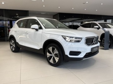 Volvo XC40 Crossover Plug-In 1.5 T4 Plug-in Hybrid 211KM 2021 Volvo XC 40 T4 Inscription Plug In Kamera cofania CarPlayAndroid Auto, zdjęcie 4