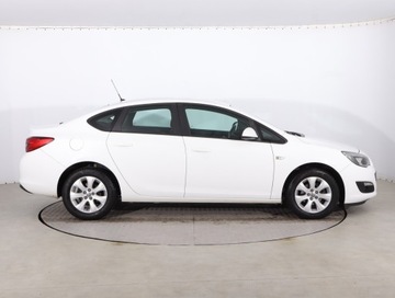 Opel Astra J Sedan 1.6 Twinport ECOTEC 115KM 2018 Opel Astra 1.6 16V, Salon Polska, Serwis ASO, zdjęcie 5