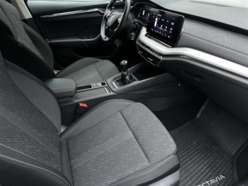 Skoda Octavia IV Scout 1.5 TSI ACT 150KM 2023 Skoda Octavia 1.5 TSI ACT Style l LED Matrix, Paki, zdjęcie 7