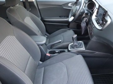 Kia Ceed III Kombi Facelifting 1.5 T-GDI 160KM 2022 Kia Ceed 1.5 T-GDI, Salon Polska, 1. Właściciel, zdjęcie 8