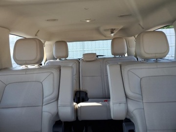 Lincoln Navigator III 2022 Lincoln Navigator L Reserve 2022 3.5l 3.5 Benzyna 440KM, zdjęcie 11