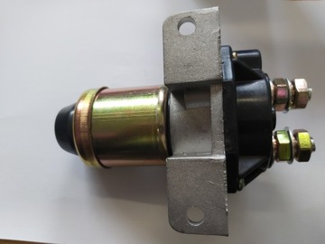 KAMAZ ODPOJIT PROUDU VYPÍNAČ HMOTA 12V LUBLIN