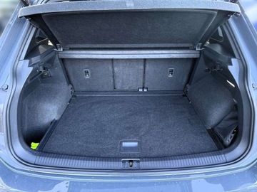 Volkswagen Tiguan II SUV R 2.0 TSI 320KM 2022 Volkswagen Tiguan R 4Motion DCC ACC Kamery 360 HarmanKardon Panorama Faktu, zdjęcie 30