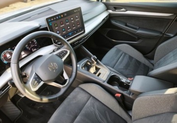 Volkswagen Golf VIII Hatchback 1.5 TSI EVO 150KM 2024 Volkswagen Golf Life Pakiety, ACC, Podgrzewane fotele, Kamera, Bezwypadko, zdjęcie 5