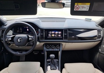 Skoda Kodiaq I SUV Facelifting 2.0 TSI 190KM 2022 Skoda Kodiaq Webasto Kamera 360 Grzana szyba 4X4 2.0TSI 190KM DSG Vat23, zdjęcie 9