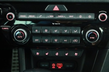 Kia Sportage IV SUV 1.6 T-GDI 177KM 2016 Kia Sportage 1.6 T-GDI, Salon Polska, Serwis ASO, zdjęcie 9