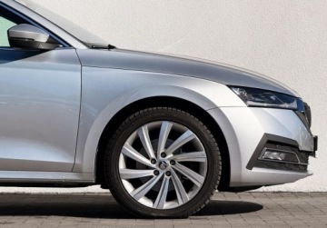 Skoda Octavia IV Liftback 2.0 TSI 190KM 2022 Skoda Octavia 4x4 MatrixLED Kamera Ogrzewana szyba Salon PL FVAT, zdjęcie 3