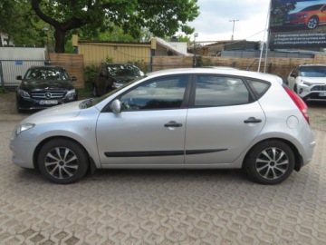 Hyundai i30 I Hatchback 1.4 109KM 2009 Hyundai i30 1.4 CVVT, Salon Polska, GAZ, Klima, zdjęcie 2