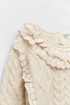 Zara śliczny sweter cream falbanki i perełki S