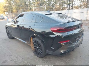 BMW X6 G06 2021 BMW X6 M50i 2021 4.4 Benzyna 523KM, zdjęcie 3