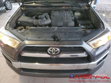 Toyota 2017 Toyota 4-Runner _SR5 PREMIUM_4x4_4.0 L_270 km_2017r_7 osobowa 4.0 Benzyna, zdjęcie 11