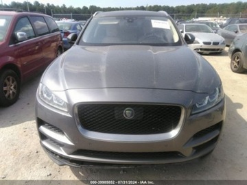 Jaguar F-Pace 2019 Jaguar F-Pace 2019 Jaguar F-PACE 25t Premium AWD 2.0 Benzyna 247KM, zdjęcie 10