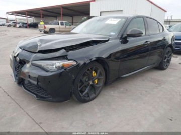 Alfa Romeo Giulia II Sedan Facelifting 2.0 Turbo 280KM 2020 Alfa Romeo Giulia Sport 2020 2.0 Benzyna 280KM, zdjęcie 1