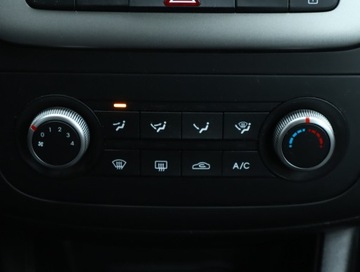 Kia Venga Mikrovan Facelifting 1.6 DOHC 124KM 2018 Kia Venga 1.6 CVVT, Salon Polska, 1. Właściciel, zdjęcie 14