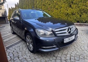 Mercedes Klasa C W204 Kombi T204 1.6 180 K BlueEFFICIENCY 156KM 2013 Mercedes-Benz Klasa C bezwypadekserwisavangardejak nowapanorama 1.6, zdjęcie 1