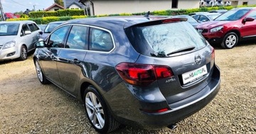 Opel Astra J Sports Tourer 1.4 Turbo ECOTEC 120KM 2011 Opel Astra BENZYNA NAWIGACJA sportowe fotele super okazja polecamy, zdjęcie 21