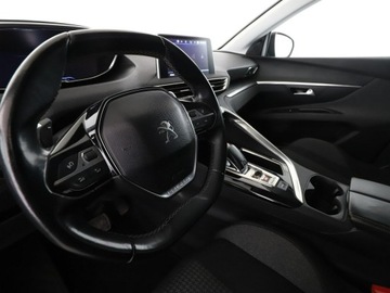 Peugeot 5008 II Crossover 1.5 BlueHDI 130KM 2018 Peugeot 5008 Automat, 7osob, Navi, PDC, Aut.klima, zdjęcie 13
