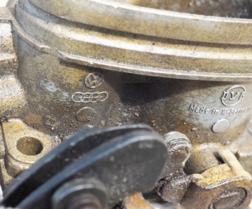 БЕНЗИНОВЫЙ КАРБЮРАТОР VW AUDI