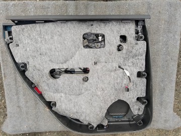 ОБИВКА ЗАДНЕЙ ПРАВОЙ ДВЕРИ, AUDI Q7 4M