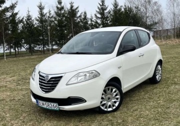 Lancia Ypsilon IV Hatchback 5d 1.3 Multijet 16v 95KM 2011
