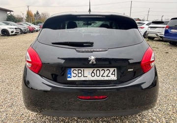 Peugeot 208 I Hatchback 3d 1.6 e-HDI 92KM 2014 Peugeot 208 2014r. 1.6 Diesel 92KM, zdjęcie 4