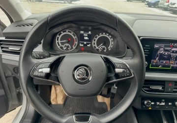 Skoda Scala Hatchback 1.0 TSI 110KM 2021 Skoda Scala 1.0 TSI 110 KM 6 bieg. manual Ambition Benzyna 110KM, zdjęcie 13