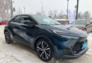 Toyota C-HR II SUV 1.8 Hybrid 140KM 2025 Toyota C-HR Toyota C-HR 1.8 Hybrid Executive 1.8 Hybryda 140KM, zdjęcie 10