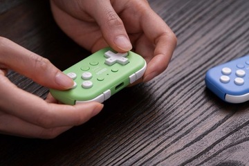 8Bitdo Micro Green Miniaturowy Pad Bluetooth Android Switch OUTLET