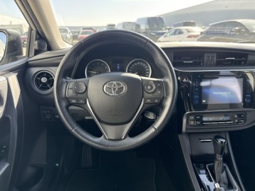 Toyota Corolla XI Sedan Facelifting 1,6 Valvematic 132KM 2018 Toyota Corolla 1.6 Premium MS EU6 Seria E16 (2012-, zdjęcie 9
