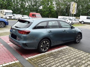 Kia Ceed III Kombi Facelifting 1.5 T-GDI 140KM 2025 KIA Cee&#039;d 1.5 T-GDI Combi 140KM 2025, zdjęcie 2