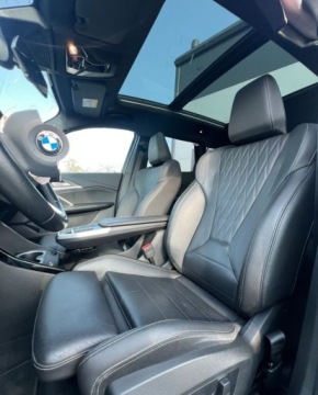 BMW X1 U11 Crossover 1.5 18i 136KM 2022 BMW X1 1.5 benzyna 136 km Led Nawigacja Kamera Sensor 1.5 Benzyna 136KM, zdjęcie 11