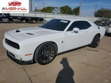 Dodge Challenger III 2020 Dodge Challenger RT Scat Pack 2020 6.4l 6.4 Benzyna 485KM