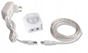 CZUJNIK RUCHU PIR DZIEŃ NOC 120 LED 100 CM