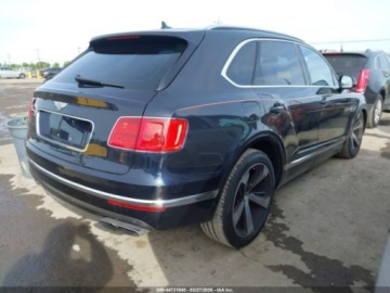 Bentley Bentayga 2019 Bentley Bentayga V8, 2019r., 4x4, 4.0L 4.0 Benzyna 542KM, zdjęcie 3