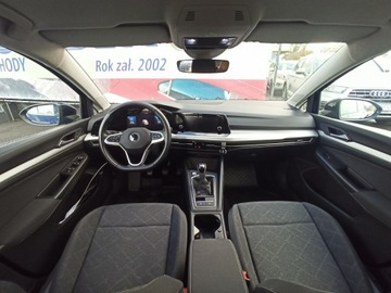 Volkswagen Golf VIII Hatchback 1.5 TSI EVO 130KM 2021 Volkswagen Golf Comfort Line, salon Polska, zdjęcie 12