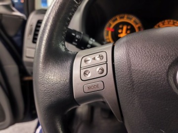 Toyota Auris I Hatchback 1.6 i 16V VVT-i 124KM 2007 Toyota Auris I 1.6 benzyna, Klima, 131 tyś km, zdjęcie 11