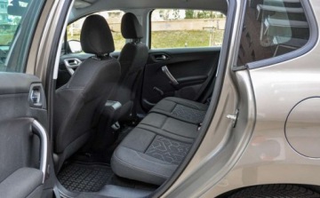 Peugeot 2008 I SUV 1.6 VTi 120KM 2014 Peugeot 2008 1.6 (120KM) Salon PL Bezwypadkowy 70 tys. km 1.6 Benzyna 120KM, zdjęcie 7