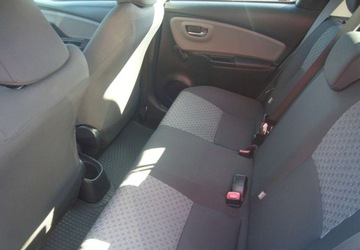 Toyota Yaris III Hatchback 5d Facelifting 1.33 Dual VVT-i 99KM 2015 Toyota Yaris Toyota Yaris III Salon PL 1.3 Benzyna 99KM, zdjęcie 11