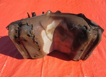 MAZDA CX7 2.2D 2010 NÁDRŽ PALIVA