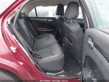 Chrysler 300C II 2021 Chrysler 300 Touring 2021 3.6l 3.6 Benzyna 292KM, zdjęcie 12