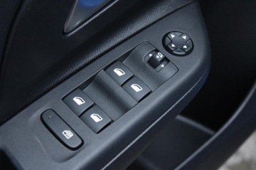 Opel Corsa F Hatchback 5d 1.2 Turbo 100KM 2023 Opel Corsa Elegance, zdjęcie 6