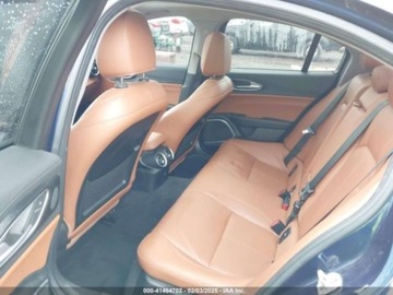 Alfa Romeo Giulia II Sedan Facelifting 2.0 Turbo 280KM 2020 Alfa Romeo Giulia 2020 2.0l 2.0 Benzyna 280KM, zdjęcie 11