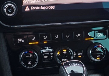 Skoda Superb III Kombi Facelifting 2.0 TSI 190KM 2020 Skoda Superb Sportowe fotele - Grzana szyba - Kierownica - Fotele - Faktur, zdjęcie 26