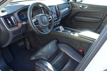 Volvo XC60 II 2023 Volvo XC 60 Bezwypadek Salon PL Ultimate Dark B5 AWD Kamera ACC FV23, zdjęcie 9