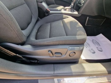 Skoda Superb II Kombi Facelifting 2.0 TDI CR DPF 170KM 2014 Skoda Superb 2.0 170Ps DSG Navi Alu Ksenon Kombi Gwarancja 2.0 Diesel 170KM, zdjęcie 26