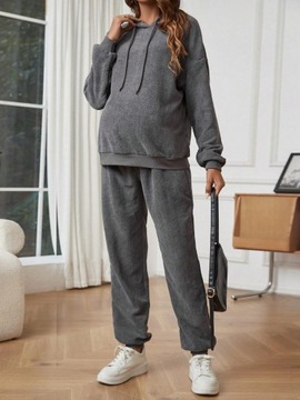 ГРАФИТОВЫЙ КОМПЛЕКТ ДЛЯ МАХРОВЫХ БРЮК С КАПЮШОНОМ SHEIN 36