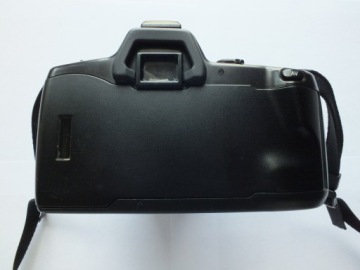 Minolta Dynax 500si + Exakta 28-80 мм 1:3,5-5,6 MC