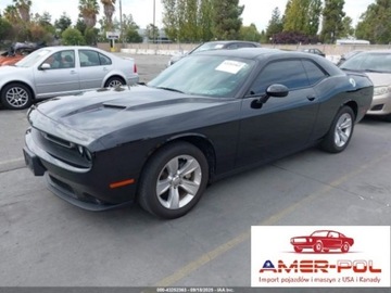 Dodge Challenger III 2023 Dodge Challenger DODGE CHALLENGER SXT 3.6 Benzyna 303KM